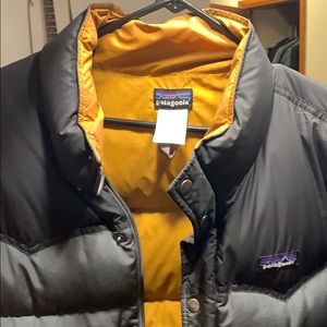 Patagonia Puffer Jacket.  75% Goose Down.